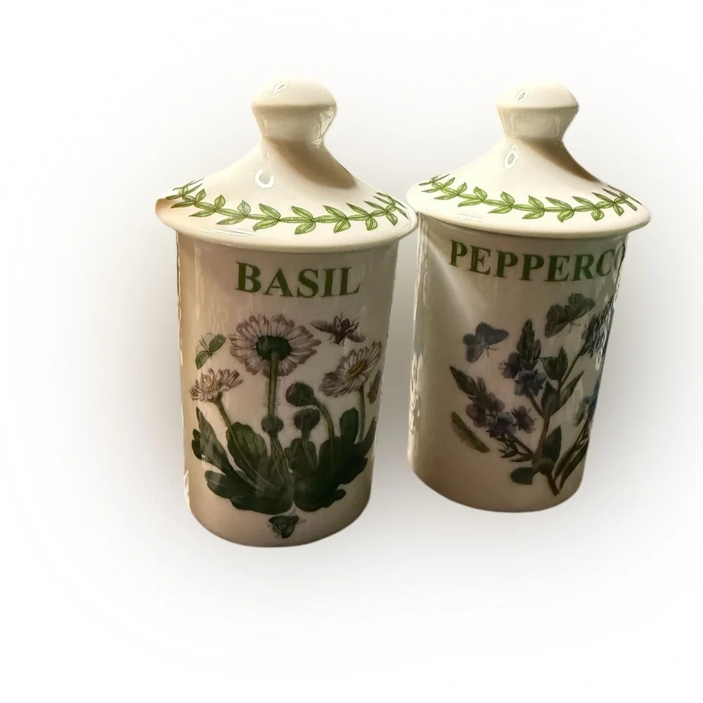 Portmeirion Botanic Garden Herb Jars – Basil & Peppercorn (Set of 2)